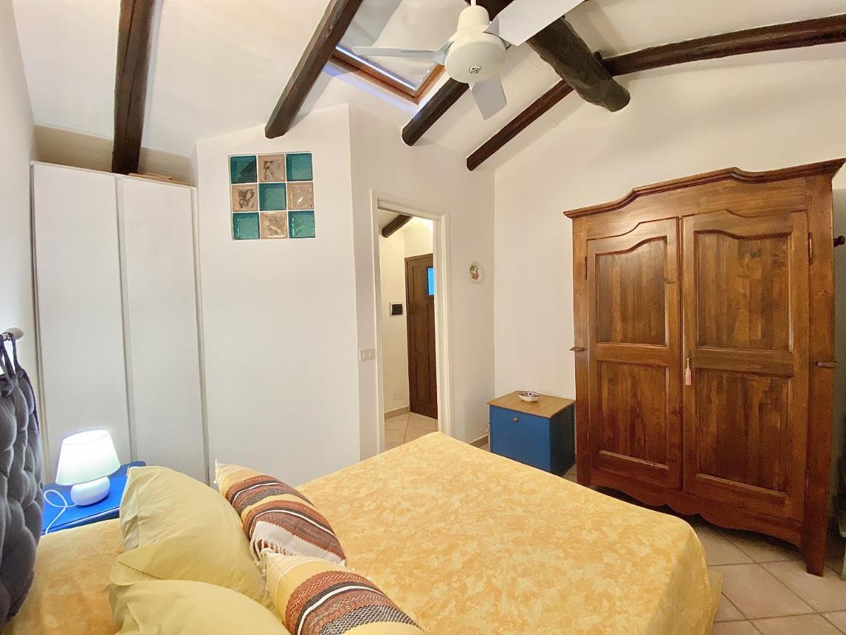 Holidaycasa Gio - In Centro Vista Mare Sperlonga Eksteriør bilde