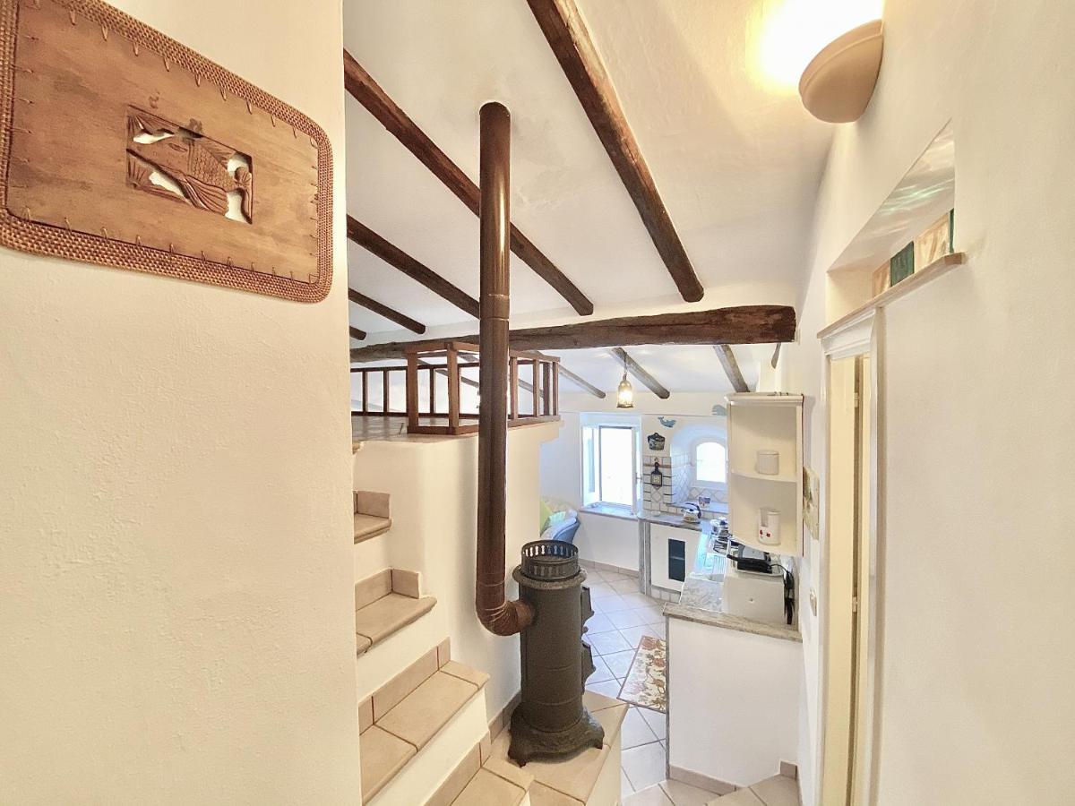Holidaycasa Gio - In Centro Vista Mare Sperlonga Eksteriør bilde
