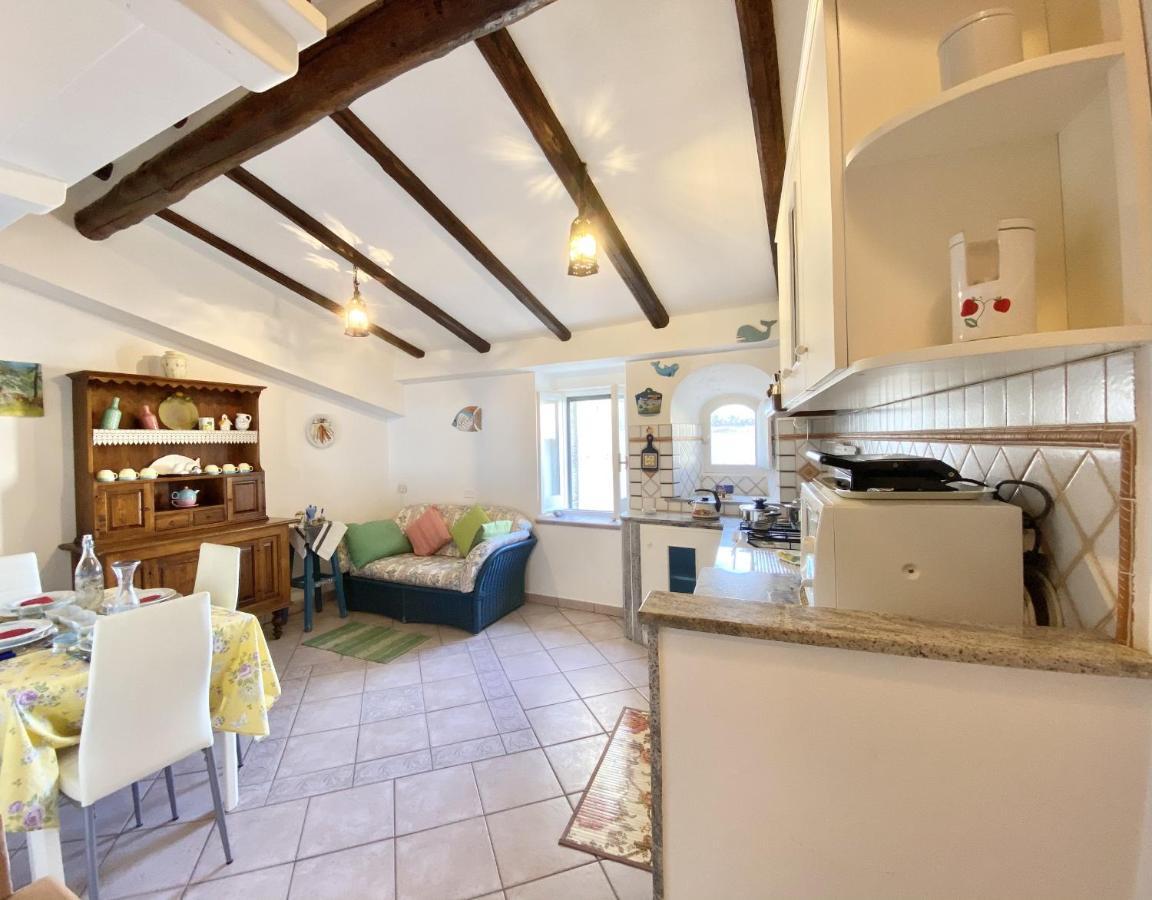 Holidaycasa Gio - In Centro Vista Mare Sperlonga Eksteriør bilde